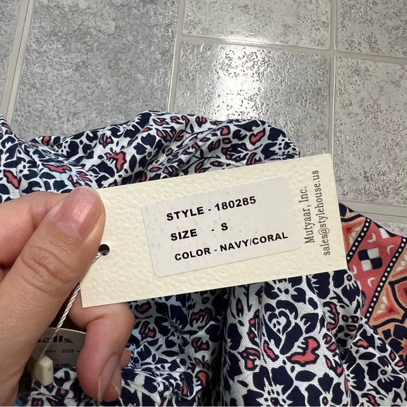 NWT Sim & Sam Floral Tie Waist Flowy Palazzo Pants - Picture 3 of 7